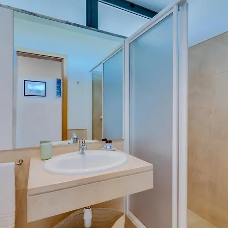 Al - Golf Club Modern Vilamoura